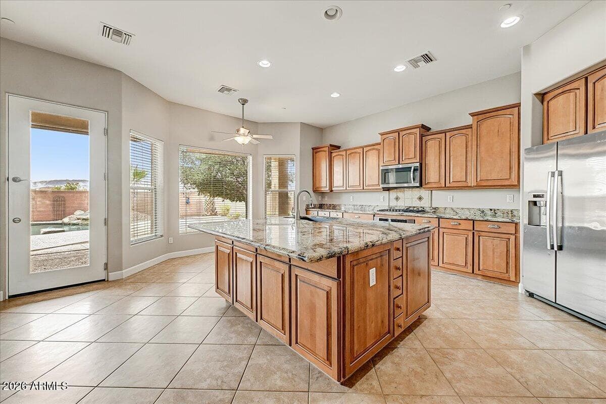 5220 N 180TH Lane, Litchfield Park, AZ 85340 — photo 12 of 50