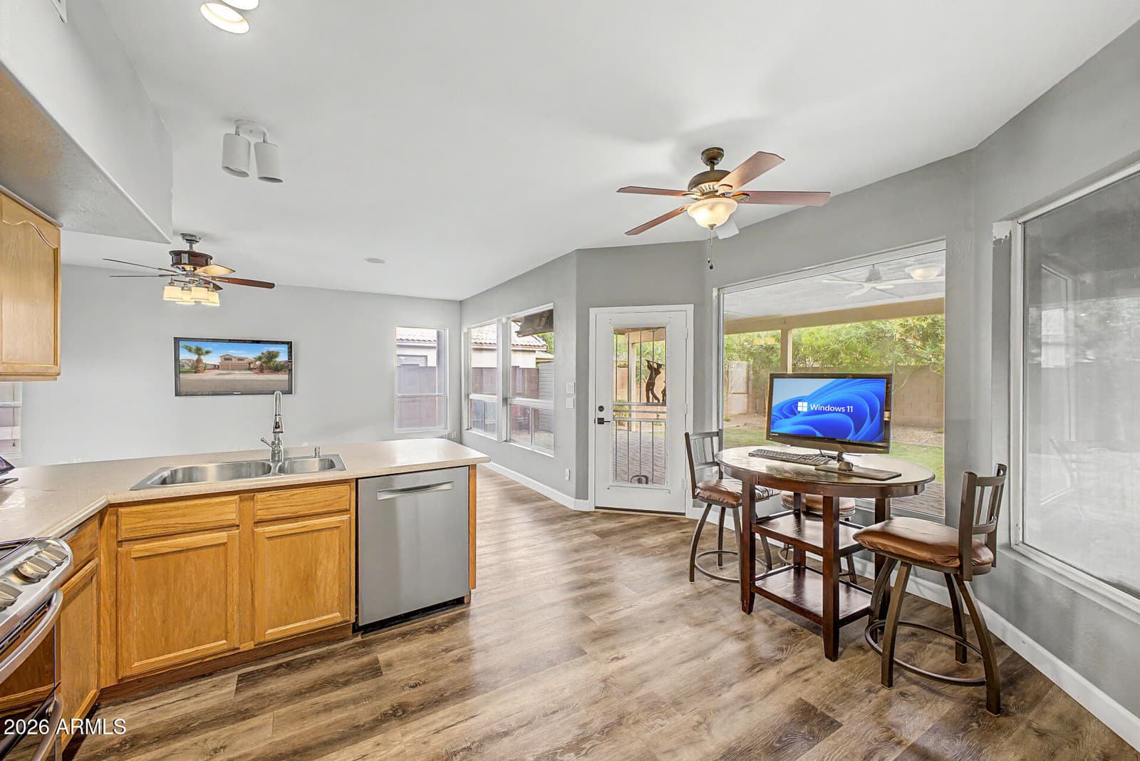671 W FREMONT Drive, Tempe, AZ 85282 — photo 8 of 28