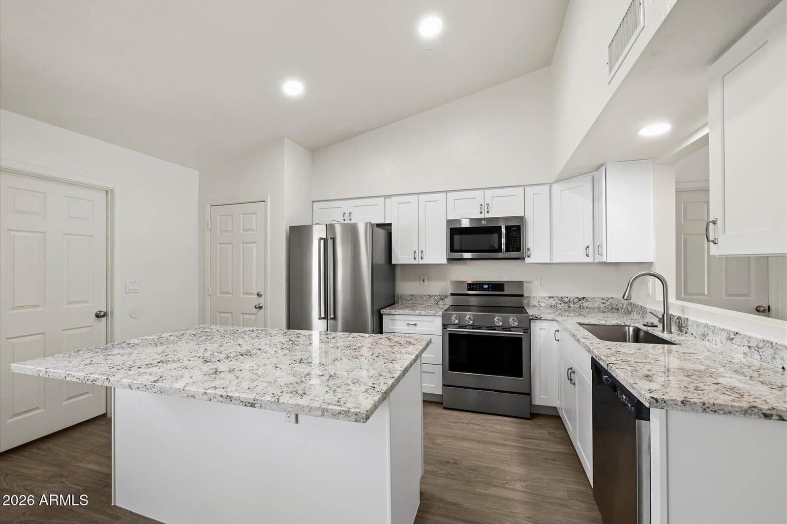 7203 E Pueblo Avenue, Mesa, AZ 85208 — photo 4 of 21