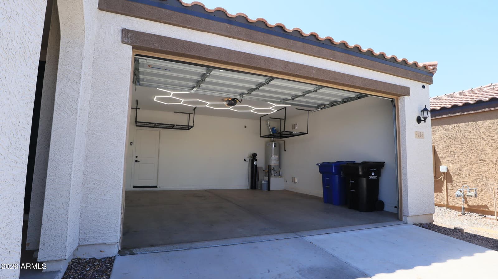 2413 W Sunland Avenue, Phoenix, AZ 85041 — photo 7 of 62