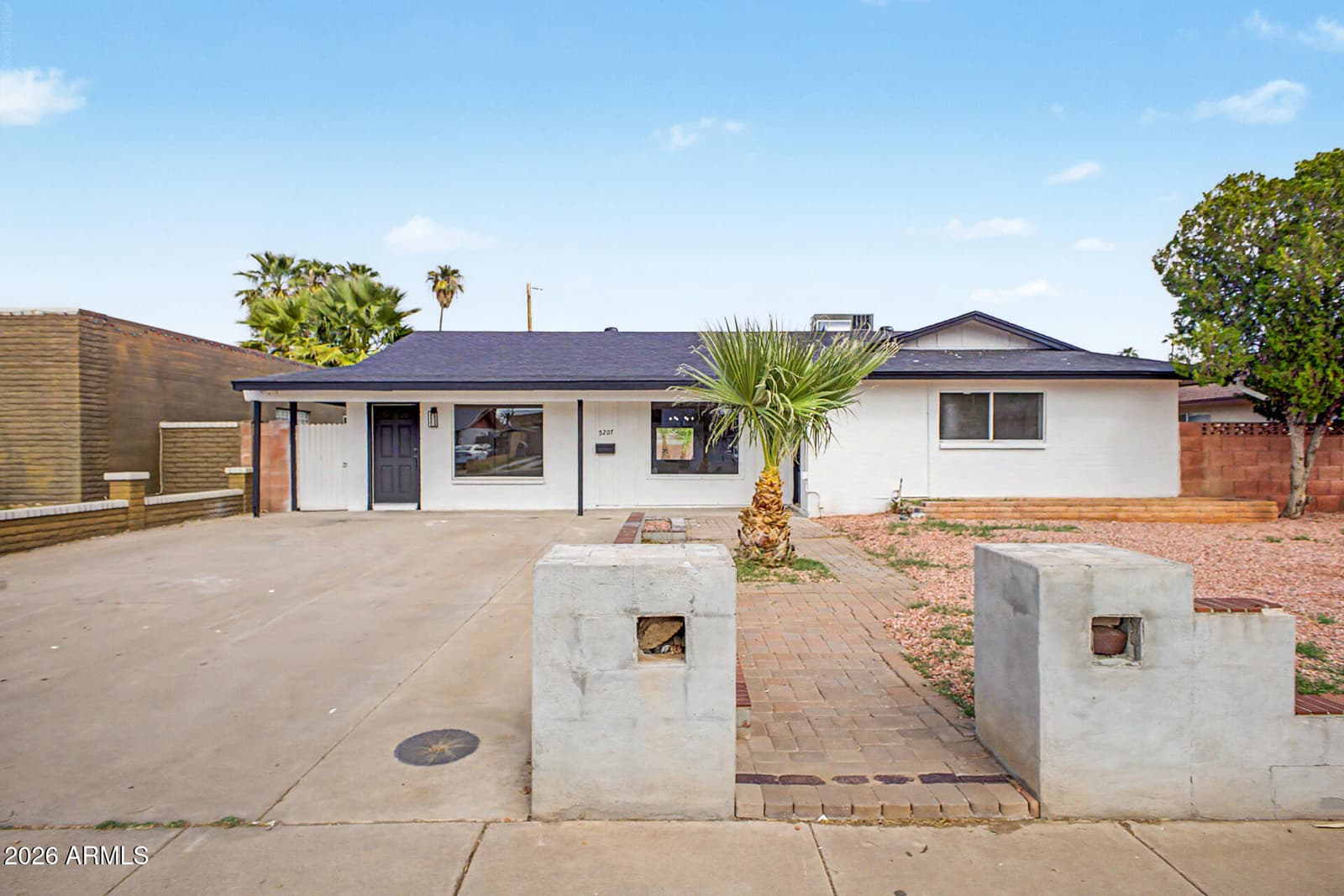 5207 N 39th Drive, Phoenix, AZ 85019 — photo 1 of 31