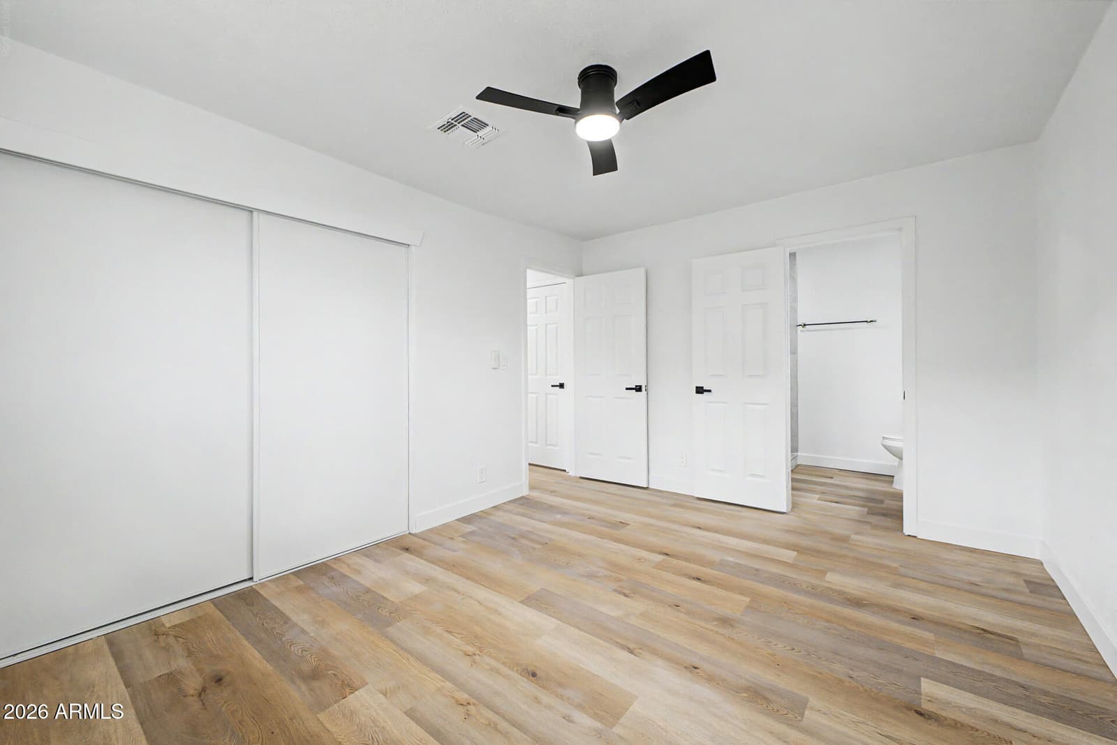 5207 N 39th Drive, Phoenix, AZ 85019 — photo 17 of 31