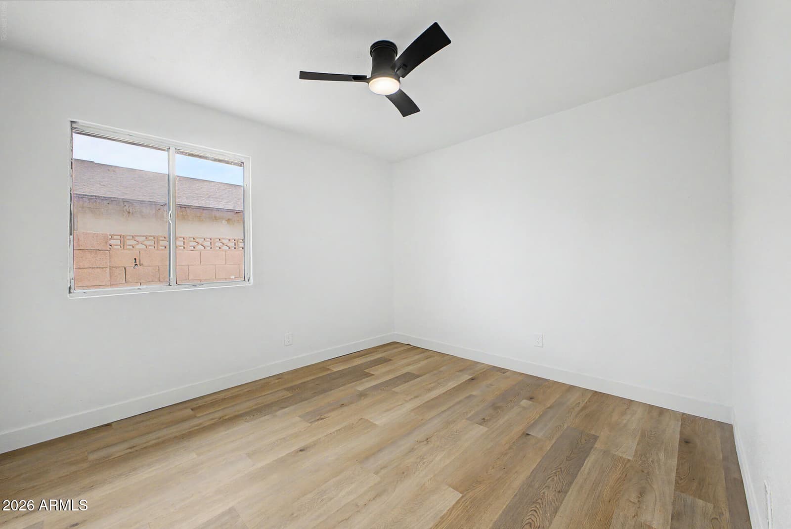 5207 N 39th Drive, Phoenix, AZ 85019 — photo 23 of 31