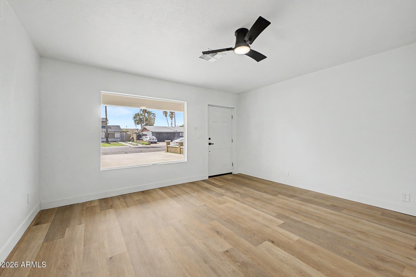 5207 N 39th Drive, Phoenix, AZ 85019 — photo 27 of 31