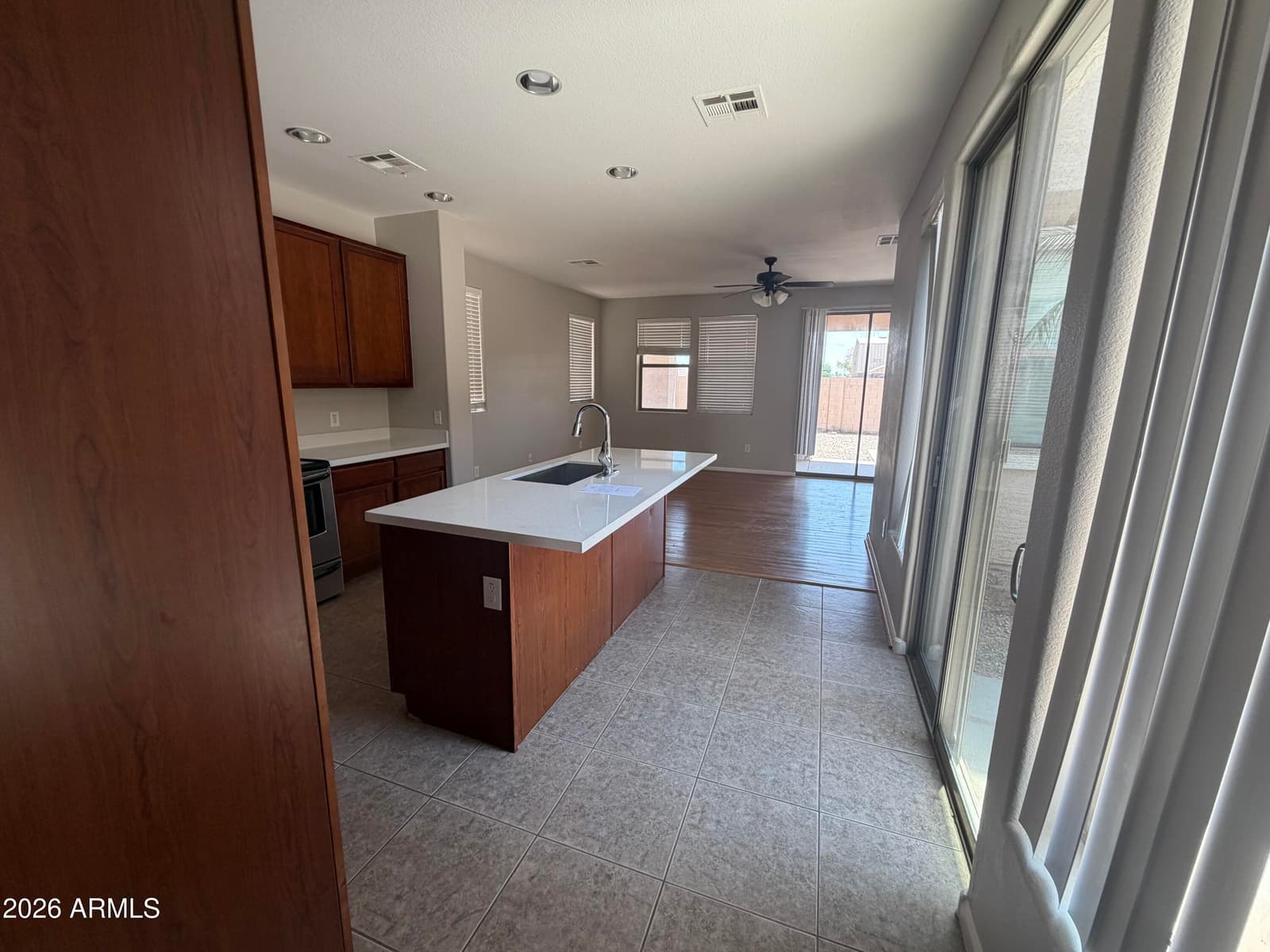 1365 E Colorado Loop, Casa Grande, AZ 85122 — photo 4 of 25