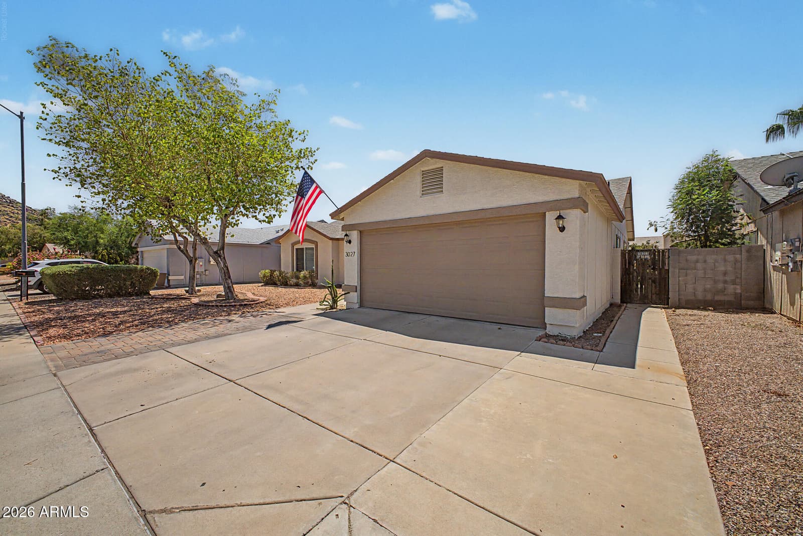 3027 W Daley Lane, Phoenix, AZ 85027 — photo 3 of 35