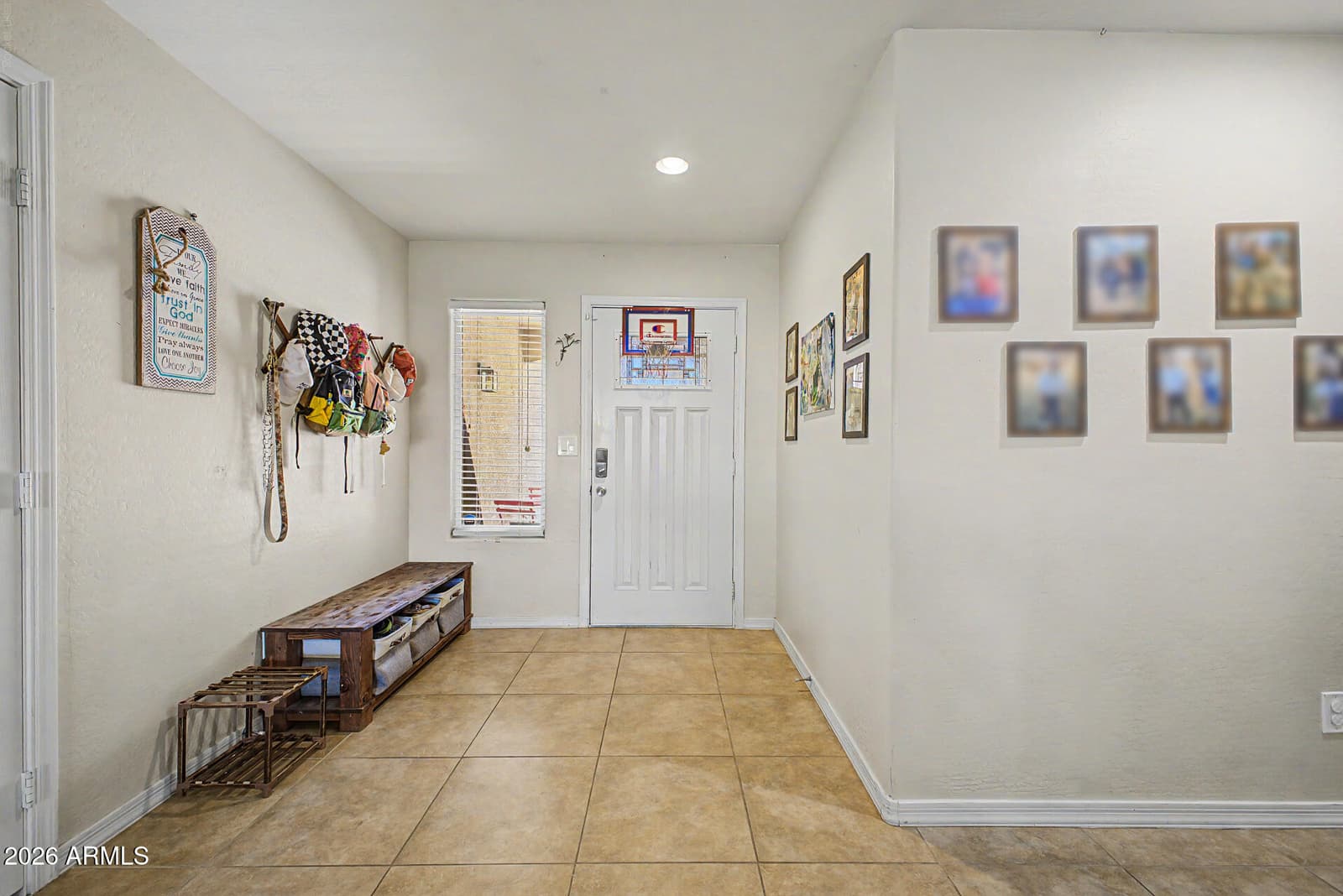 3027 W Daley Lane, Phoenix, AZ 85027 — photo 6 of 35