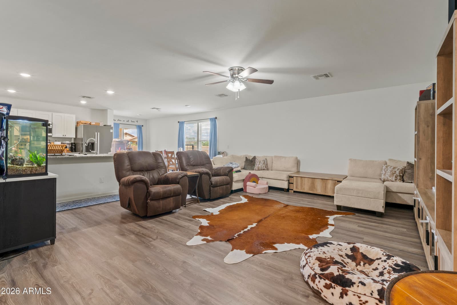 1705 S Moonshadow Drive, Benson, AZ 85602 — photo 9 of 45