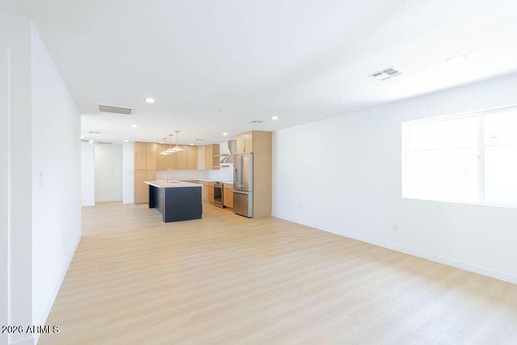 8435 S 16th Place, Phoenix, AZ 85042 — photo 17 of 64
