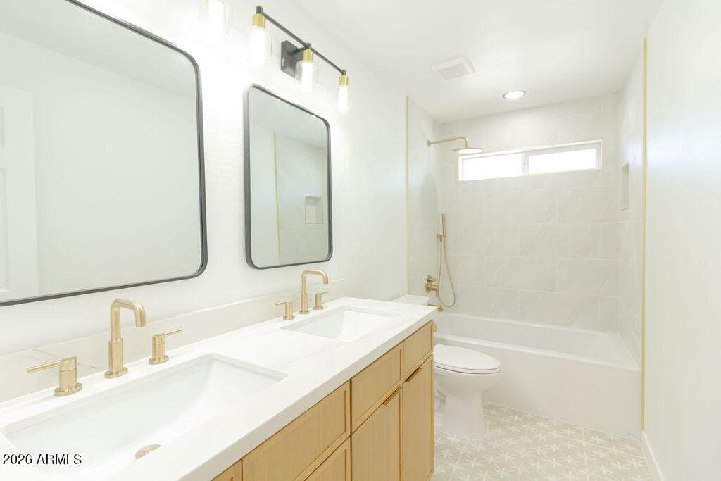8435 S 16th Place, Phoenix, AZ 85042 — photo 42 of 64