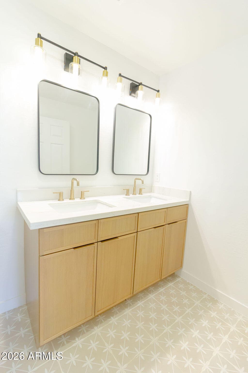 8435 S 16th Place, Phoenix, AZ 85042 — photo 50 of 64