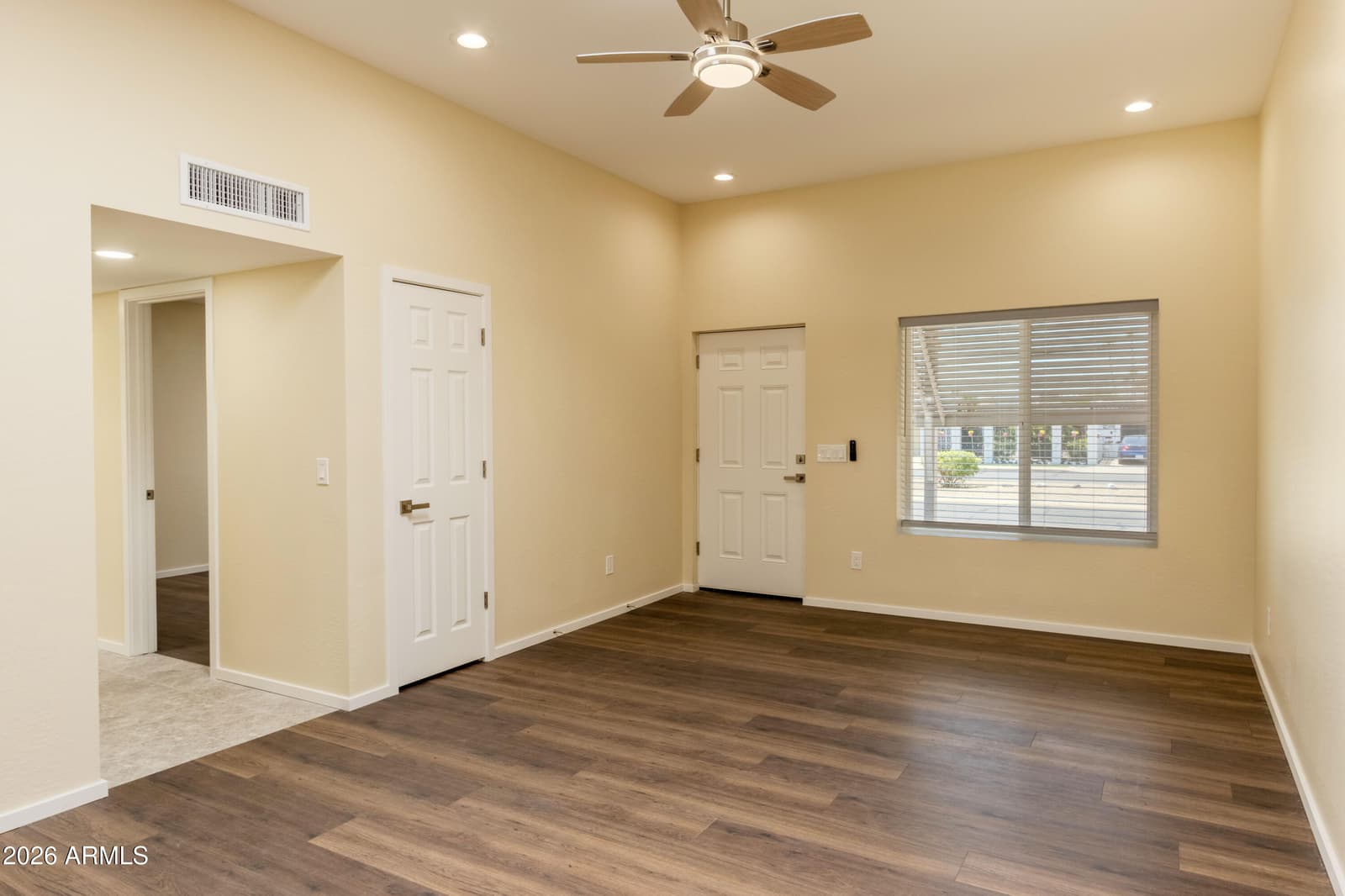 13629 N Del Webb Boulevard, Sun City, AZ 85351 — photo 8 of 32