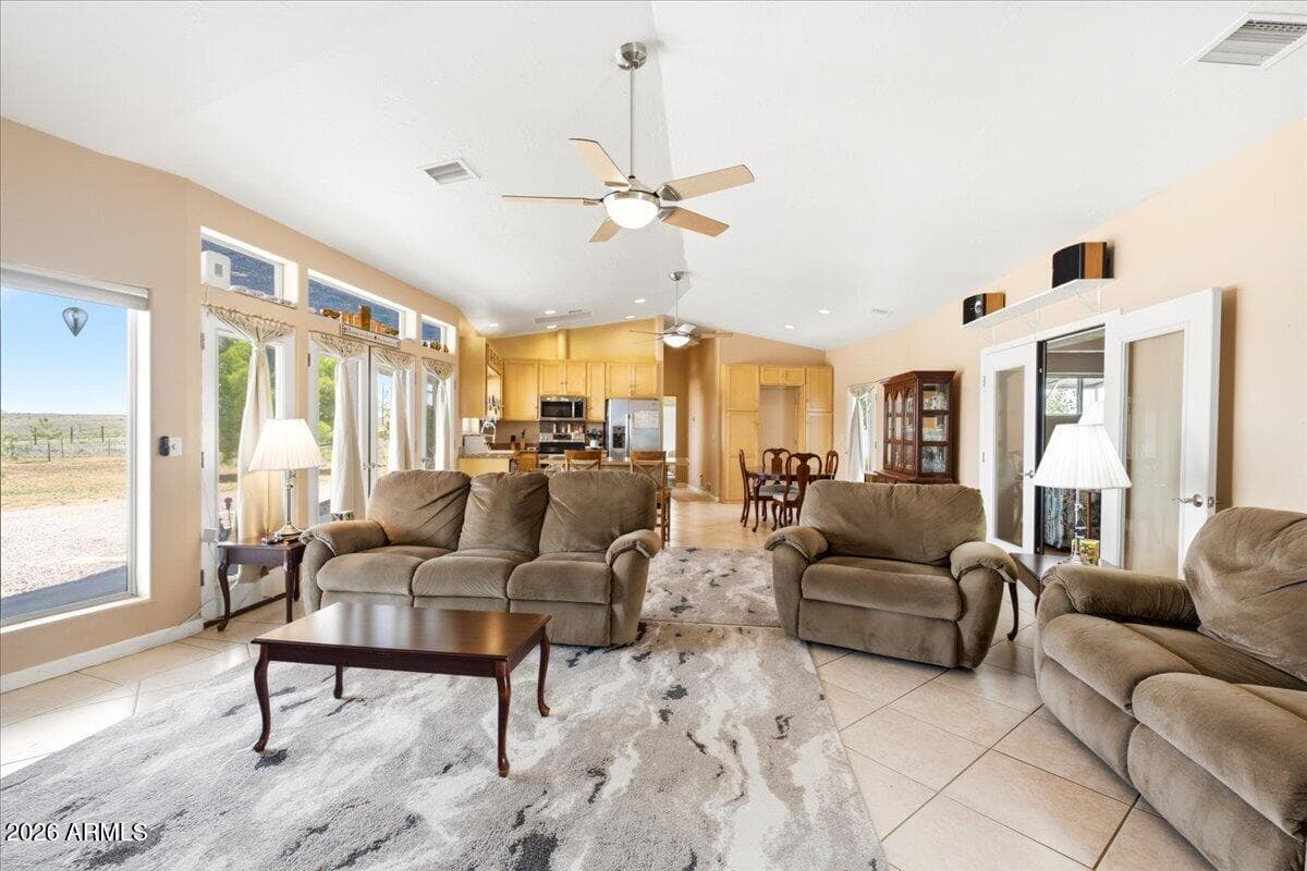 2405 W Center Street, Chino Valley, AZ 86323 — photo 12 of 39
