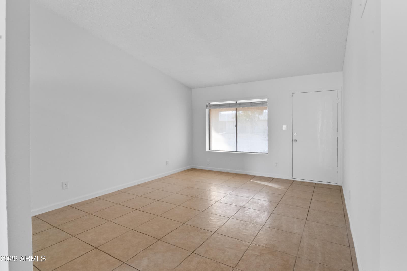 1111 W Calle Tuberia, Casa Grande, AZ 85194 — photo 5 of 17