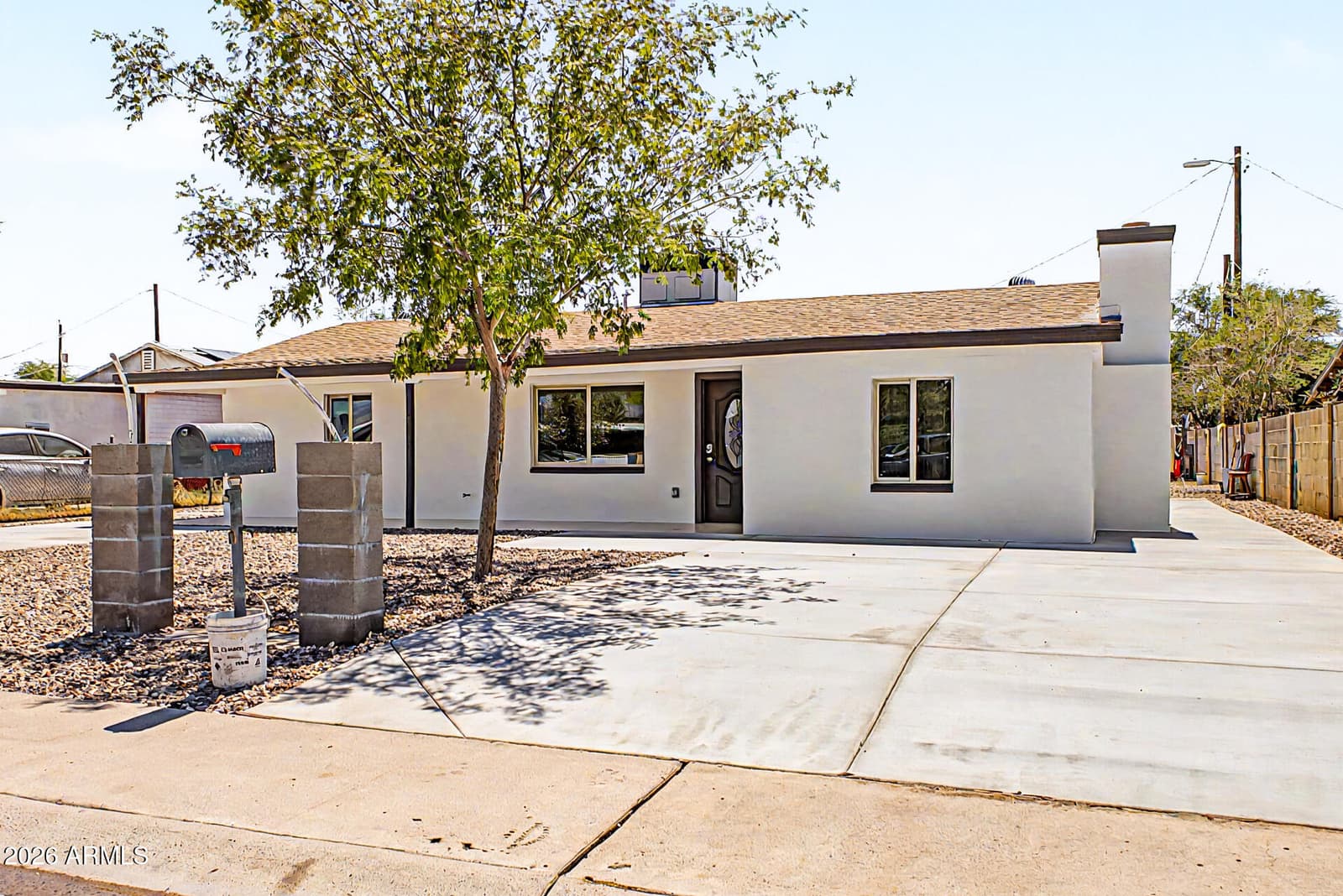 1609 W Chipman Road, Phoenix, AZ 85041 — photo 6 of 25