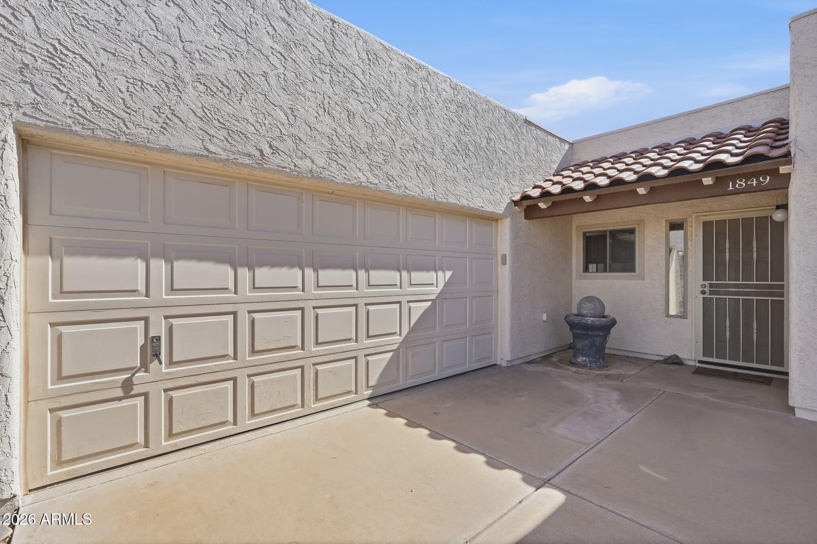 1849 S Pecos Drive, Casa Grande, AZ 85194 — photo 6 of 41