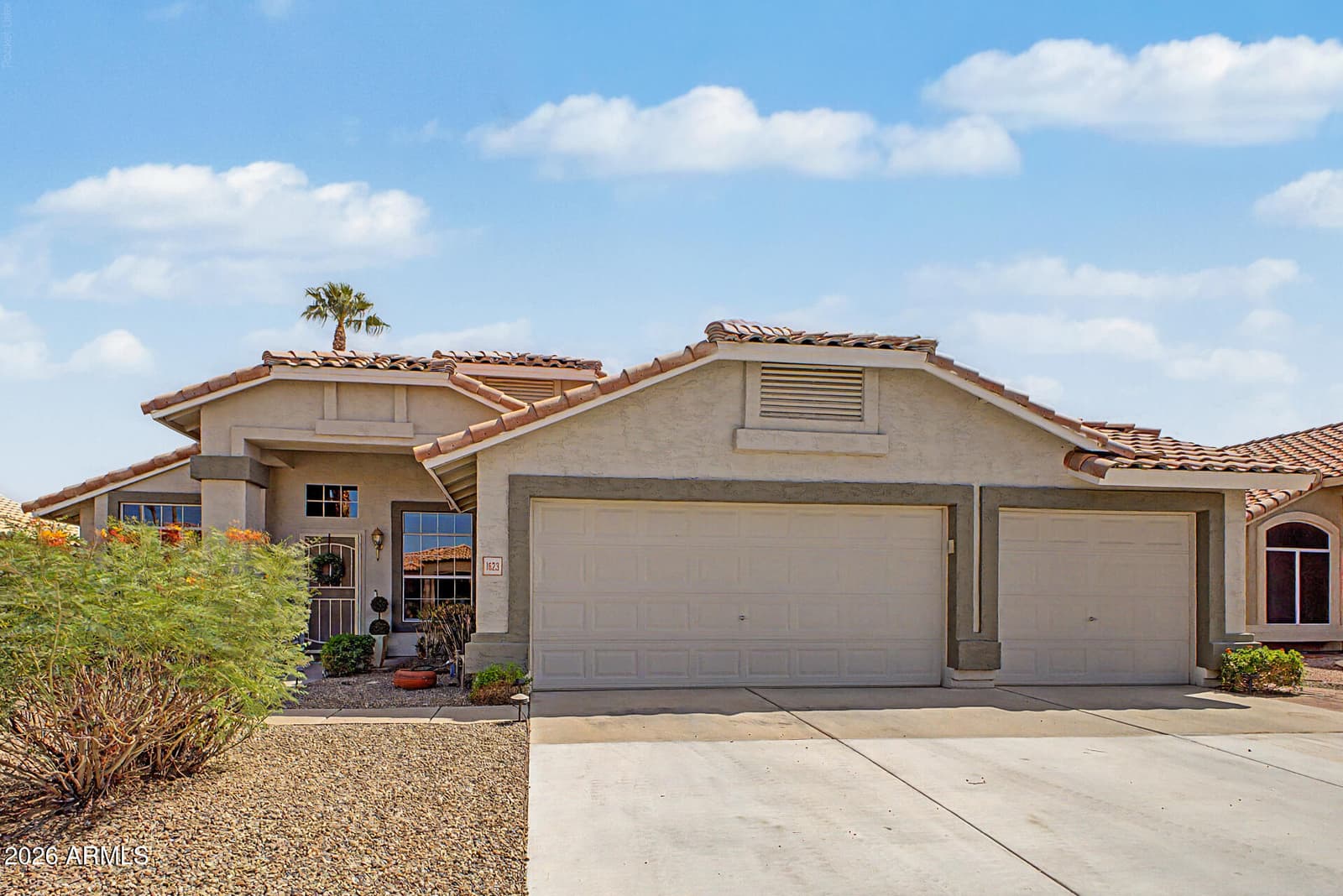 1623 W Browning Way W, Chandler, AZ 85286 — photo 2 of 37
