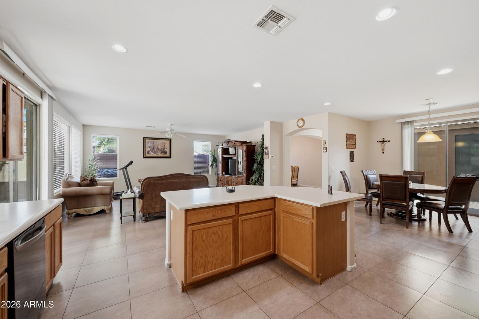 13534 W Calavar Road, Surprise, AZ 85379 — photo 5 of 27