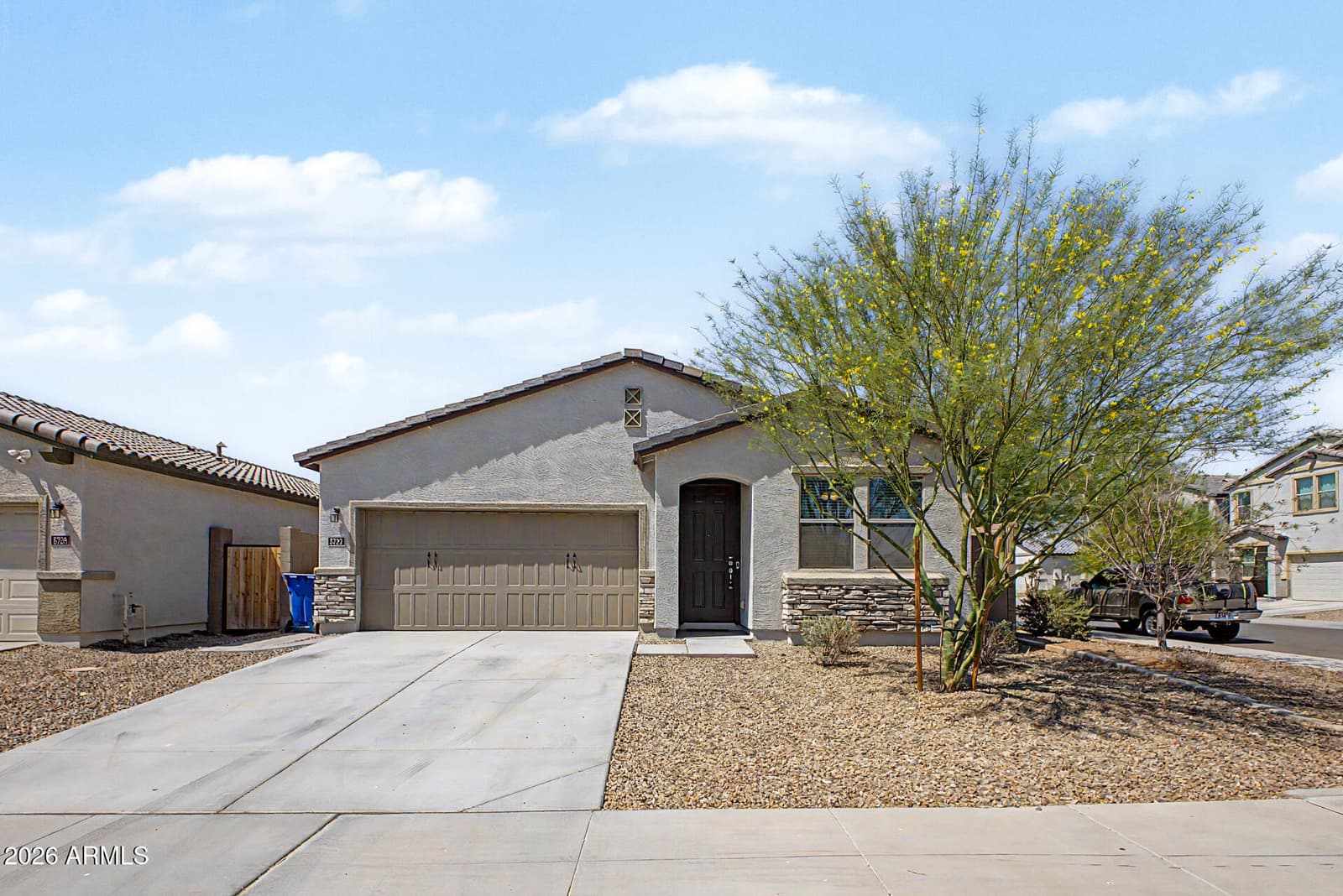 5722 W Getty Drive, Phoenix, AZ 85043 — photo 5 of 48