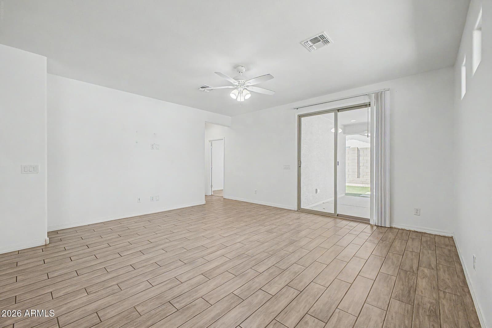 5722 W Getty Drive, Phoenix, AZ 85043 — photo 13 of 48