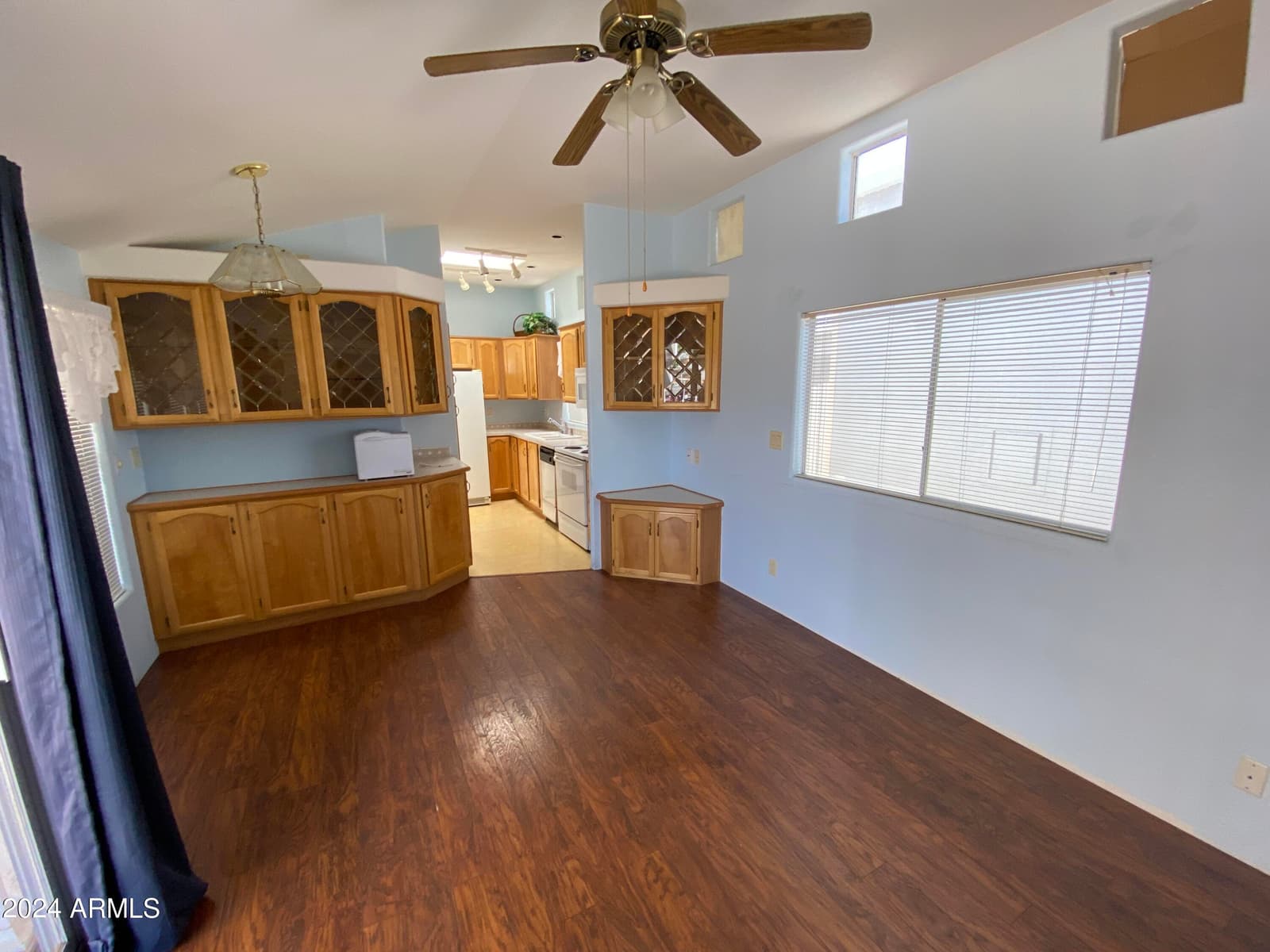 17200 W Bell Road 1476, Surprise, AZ 85374 — photo 3 of 7