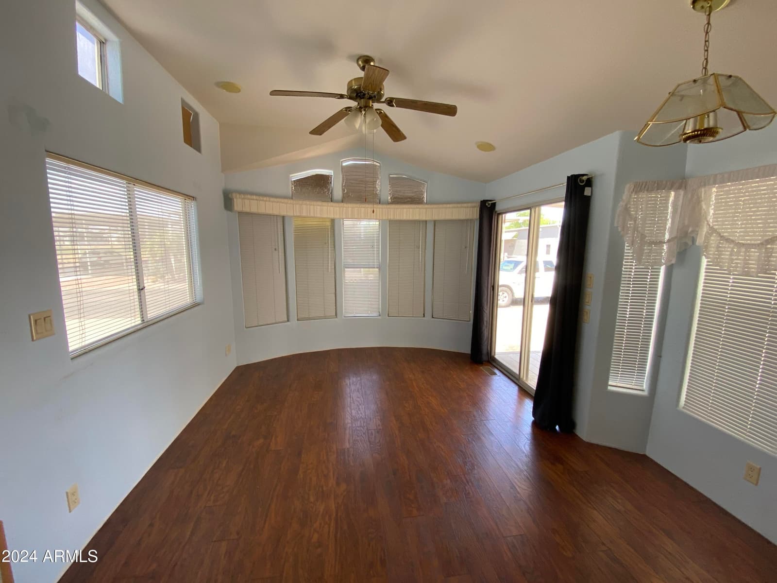 17200 W Bell Road 1476, Surprise, AZ 85374 — photo 4 of 7