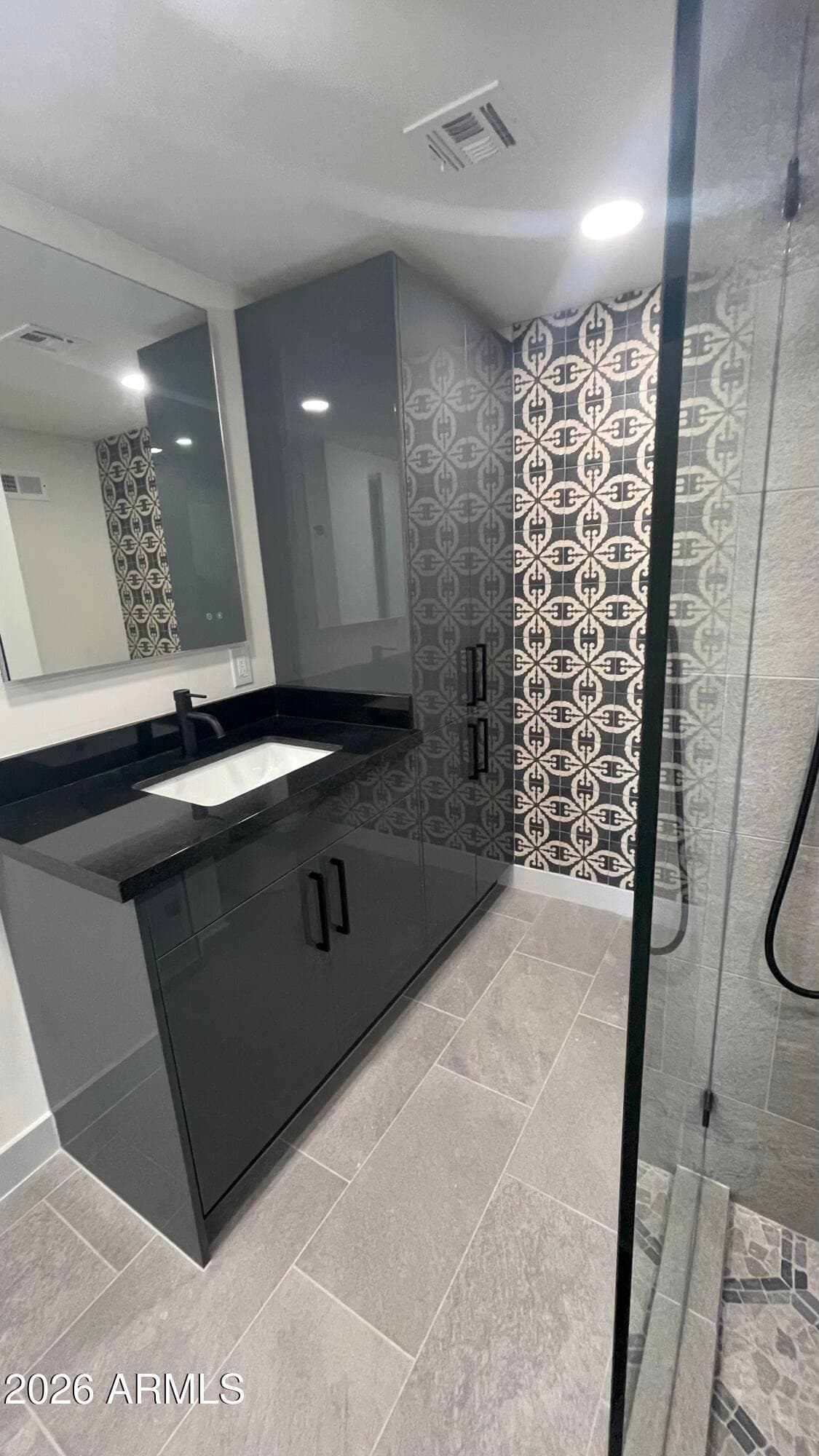 207 W Clarendon Avenue Unit 22C, Phoenix, AZ 85013 — photo 4 of 26