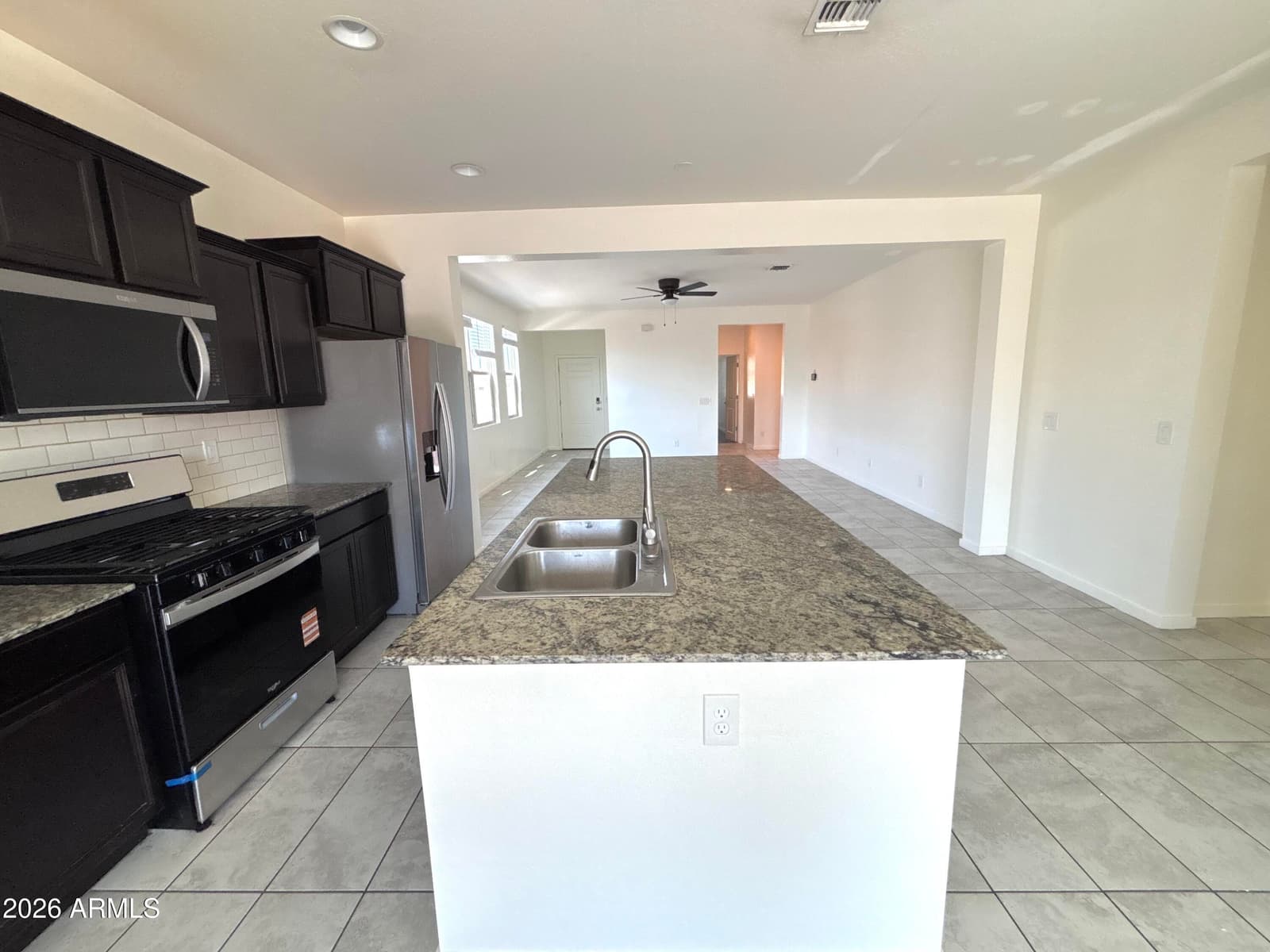 10231 W Southgate Avenue, Tolleson, AZ 85353 — photo 26 of 31