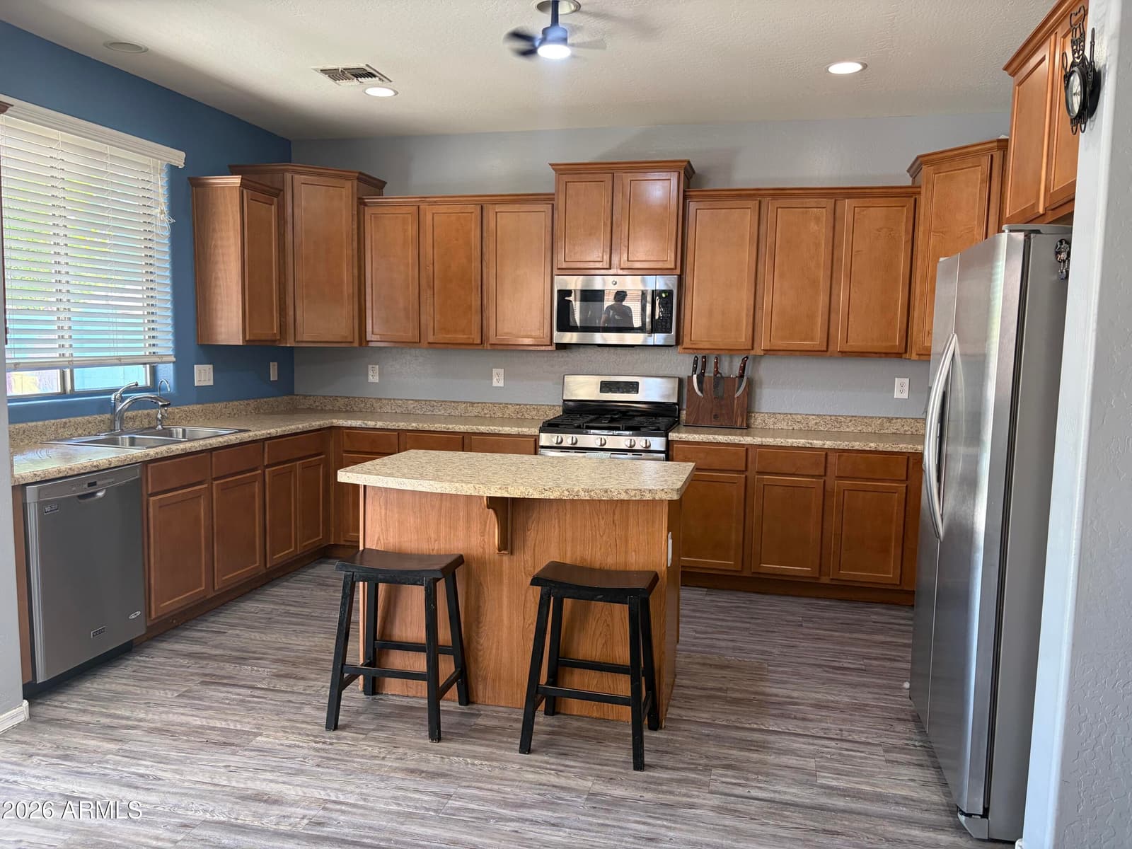 3009 S 89th Drive, Tolleson, AZ 85353 — photo 3 of 5