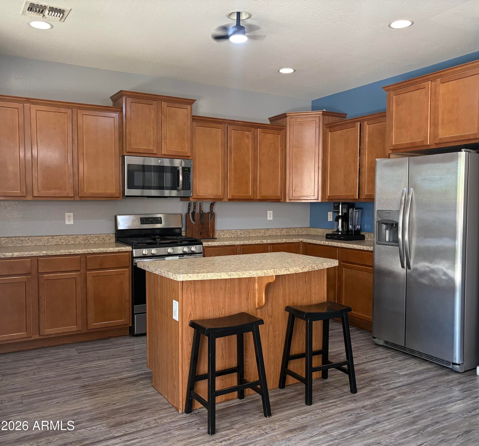 3009 S 89th Drive, Tolleson, AZ 85353 — photo 2 of 5