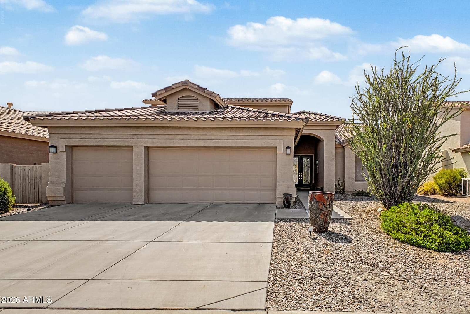 25102 S Lakeway Drive, Sun Lakes, AZ 85248 — photo 1 of 36