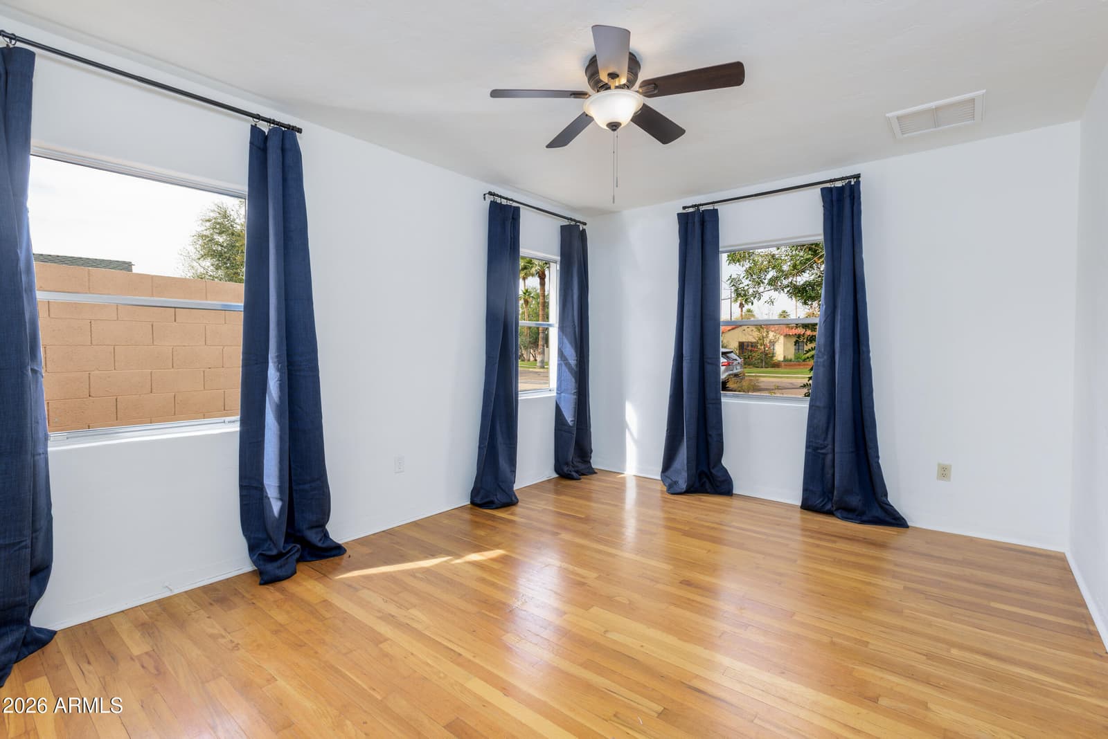 301 W Holly Street, Phoenix, AZ 85003 — photo 23 of 35