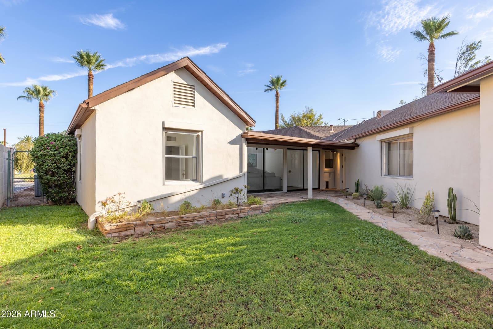 301 W Holly Street, Phoenix, AZ 85003 — photo 14 of 35