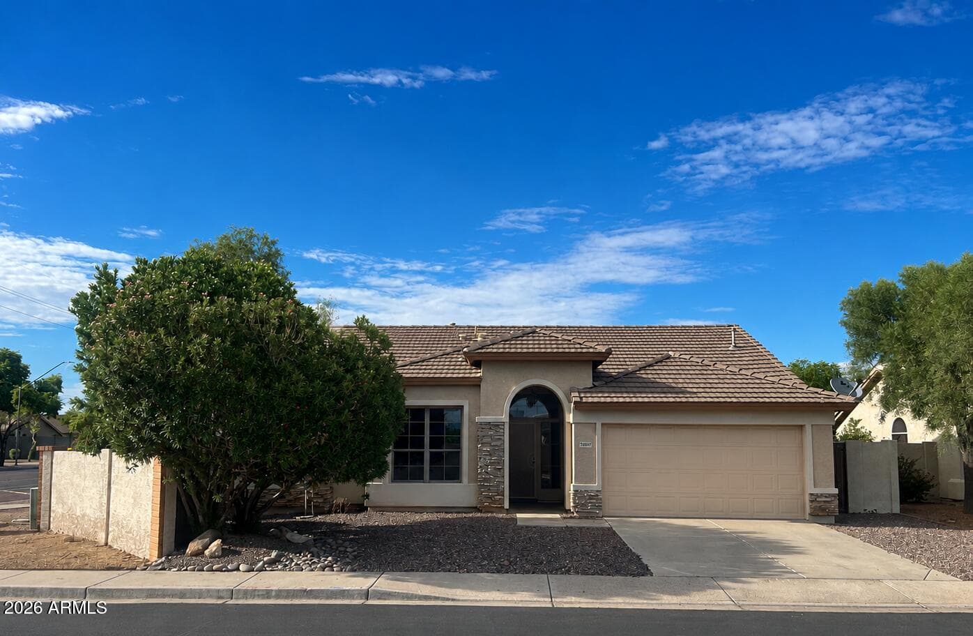 8228 W Palmaire Avenue, Glendale, AZ 85303 — photo 1 of 4