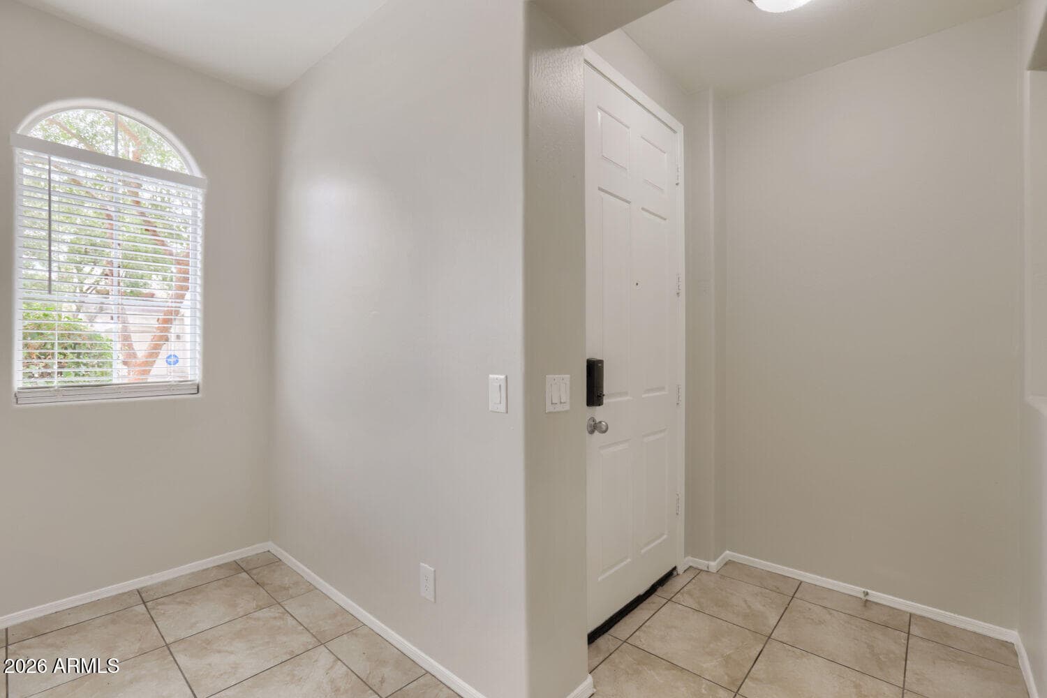 6616 W Johnson Street W, Phoenix, AZ 85043 — photo 6 of 29