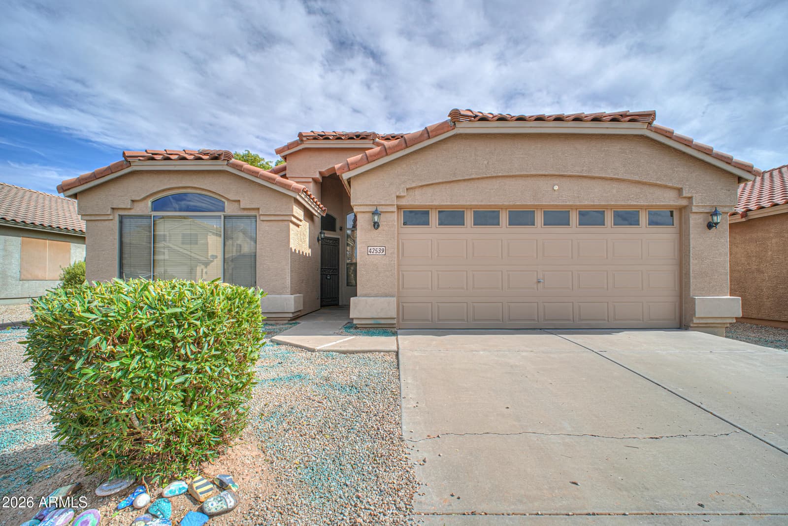 42539 W Bunker Drive, Maricopa, AZ 85138 — photo 9 of 56