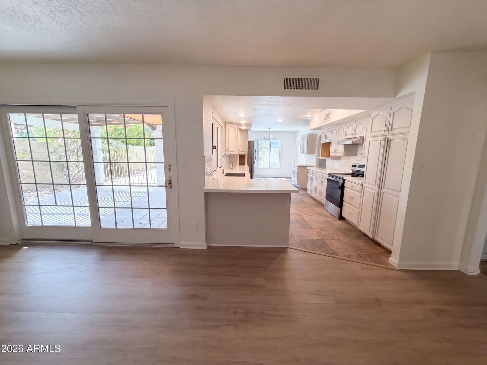 3151 W Kings Avenue, Phoenix, AZ 85053 — photo 9 of 31