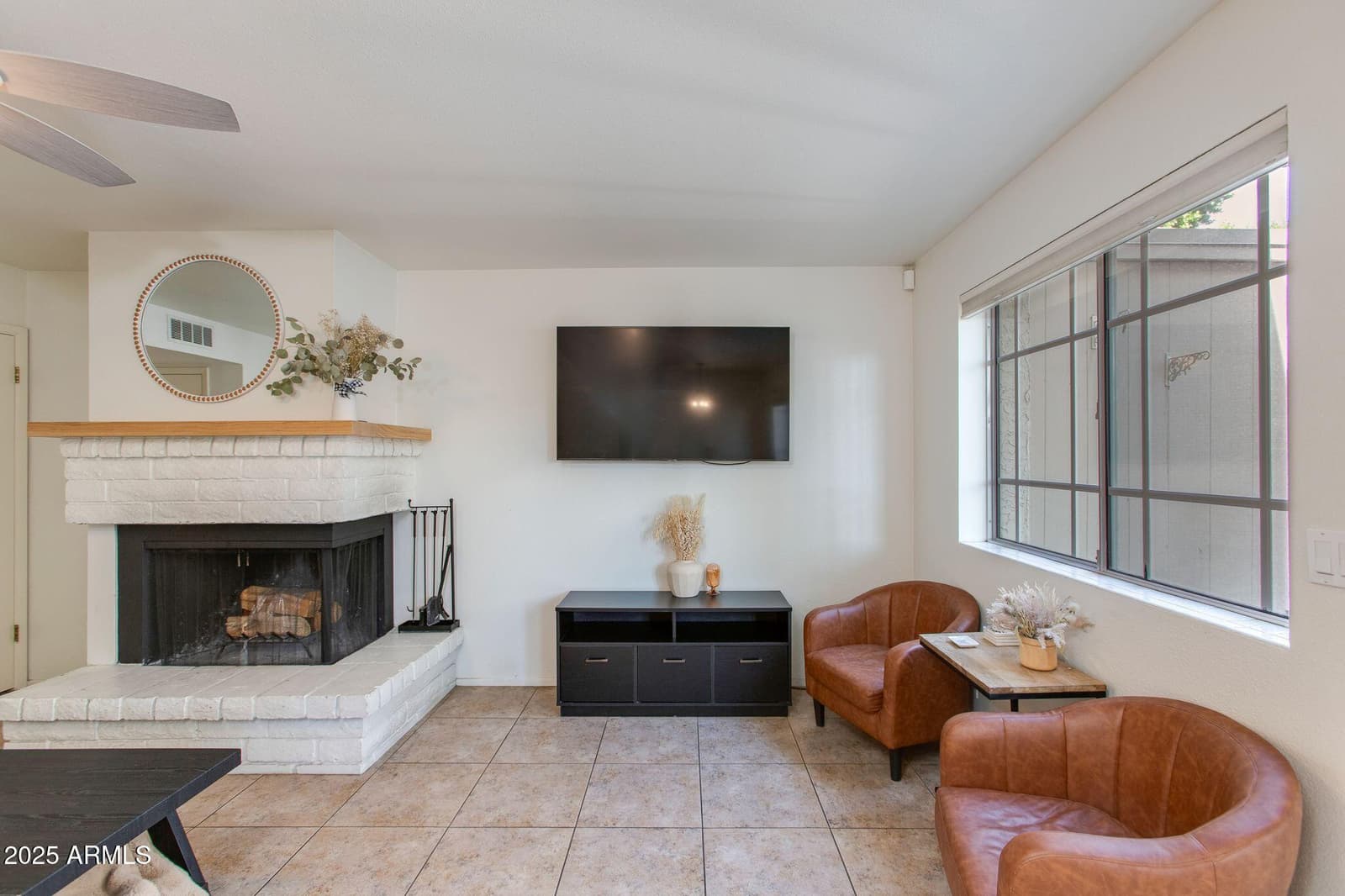 8225 N Central Avenue 9, Phoenix, AZ 85020 — photo 8 of 40