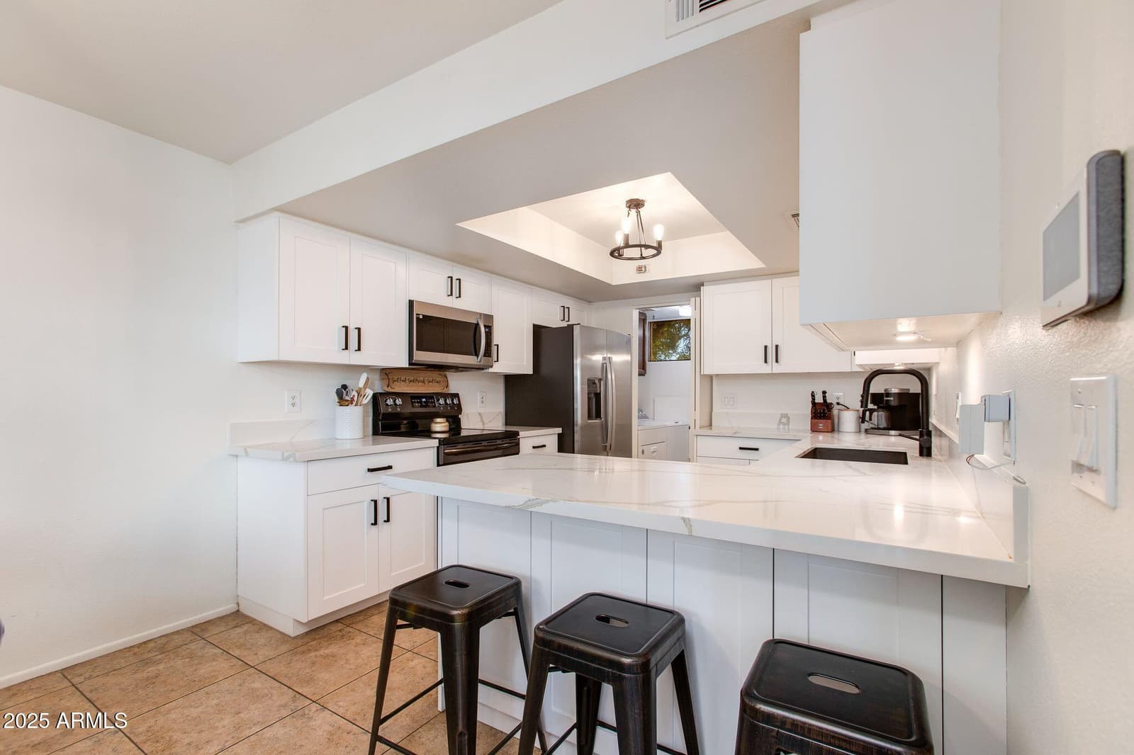 8225 N Central Avenue 9, Phoenix, AZ 85020 — photo 13 of 40