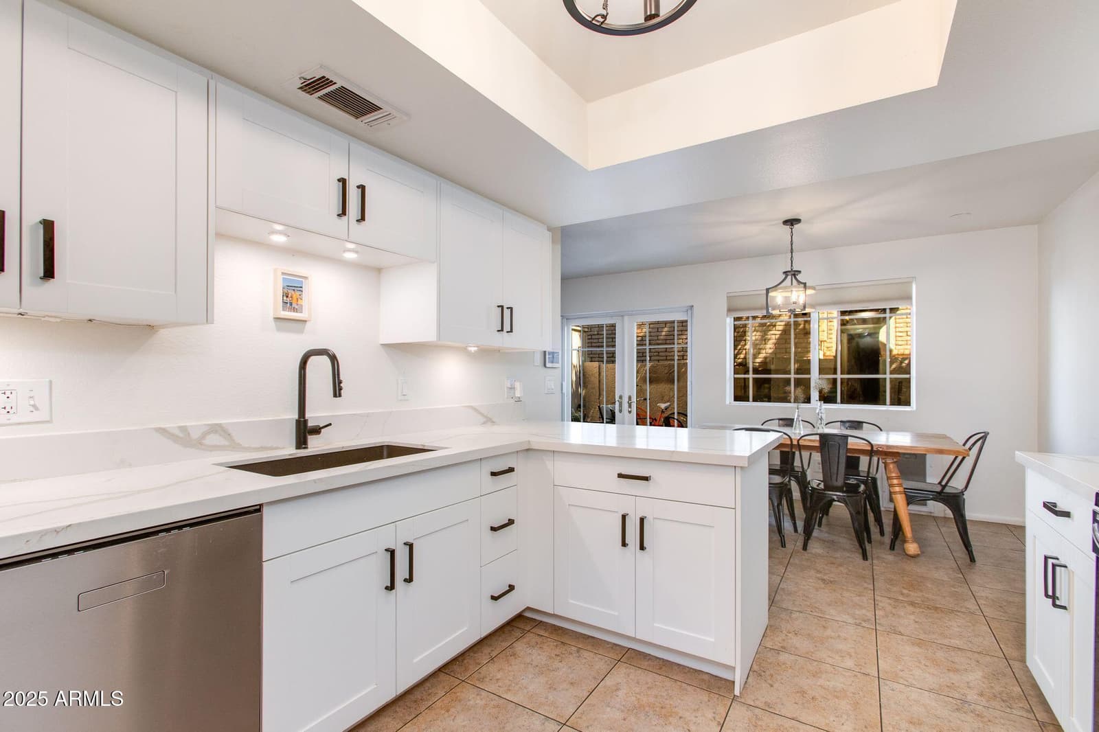 8225 N Central Avenue 9, Phoenix, AZ 85020 — photo 14 of 40