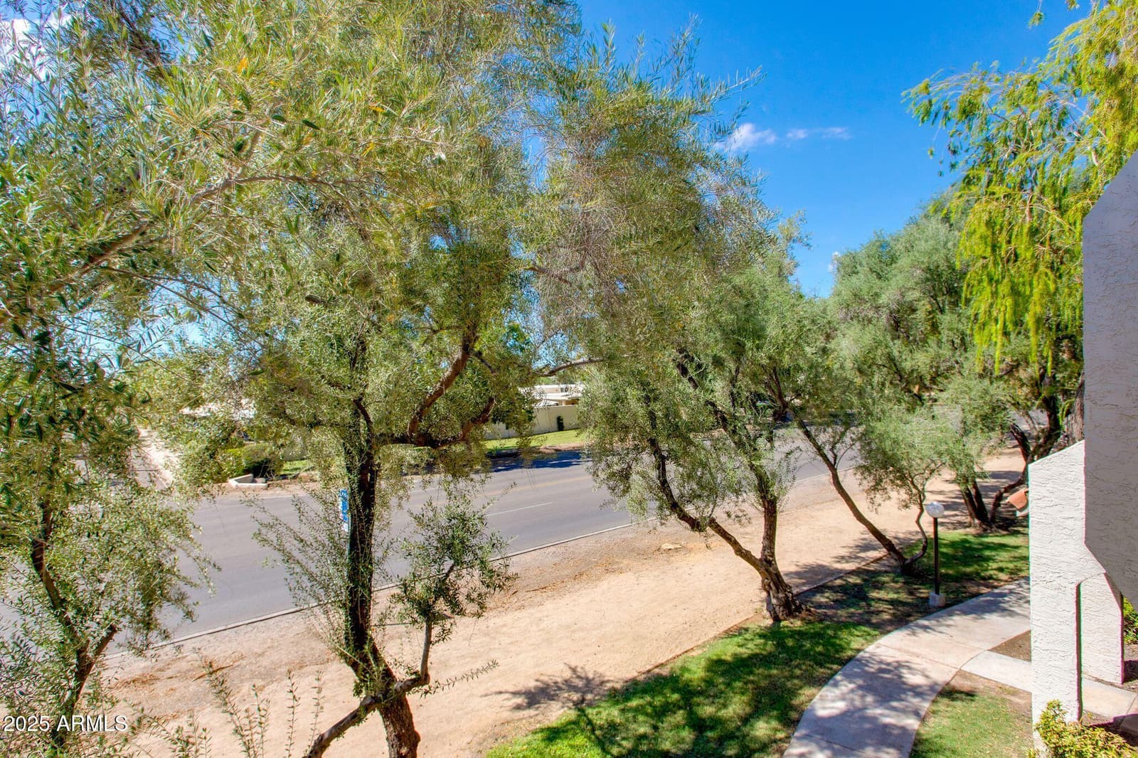 8225 N Central Avenue 9, Phoenix, AZ 85020 — photo 19 of 40