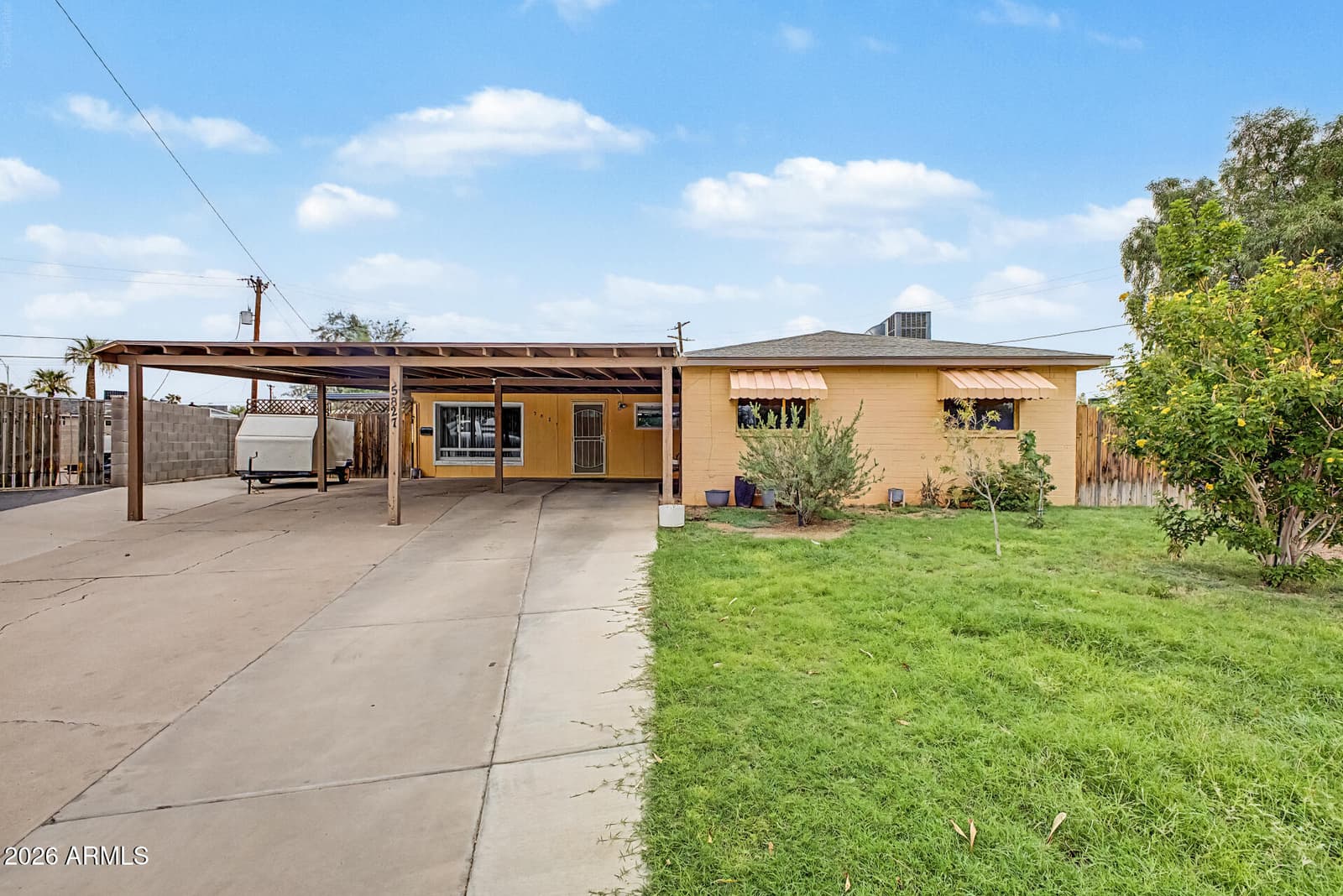 5827 W Montecito Avenue, Phoenix, AZ 85031 — photo 1 of 16