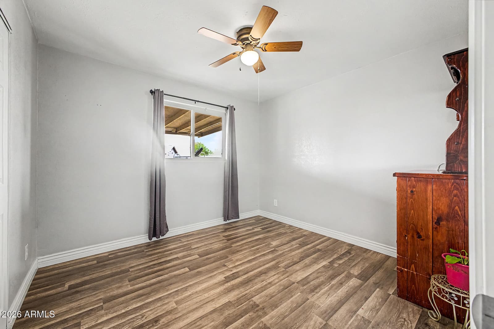 5827 W Montecito Avenue, Phoenix, AZ 85031 — photo 12 of 16