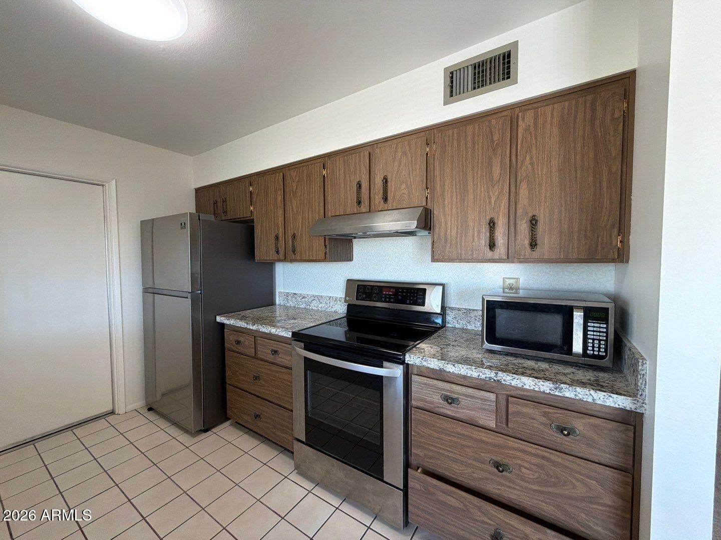 10201 W Sutters Gold Lane, Sun City, AZ 85351 — photo 12 of 46