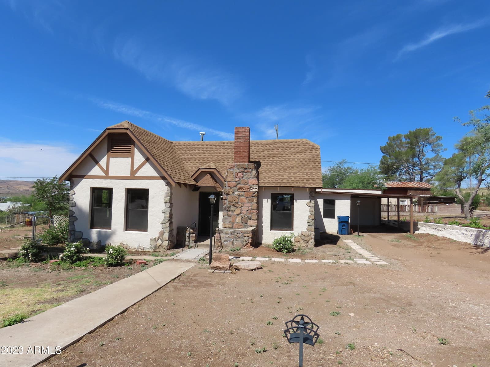 277 N Kellner Avenue, Superior, AZ 85173 — photo 1 of 23