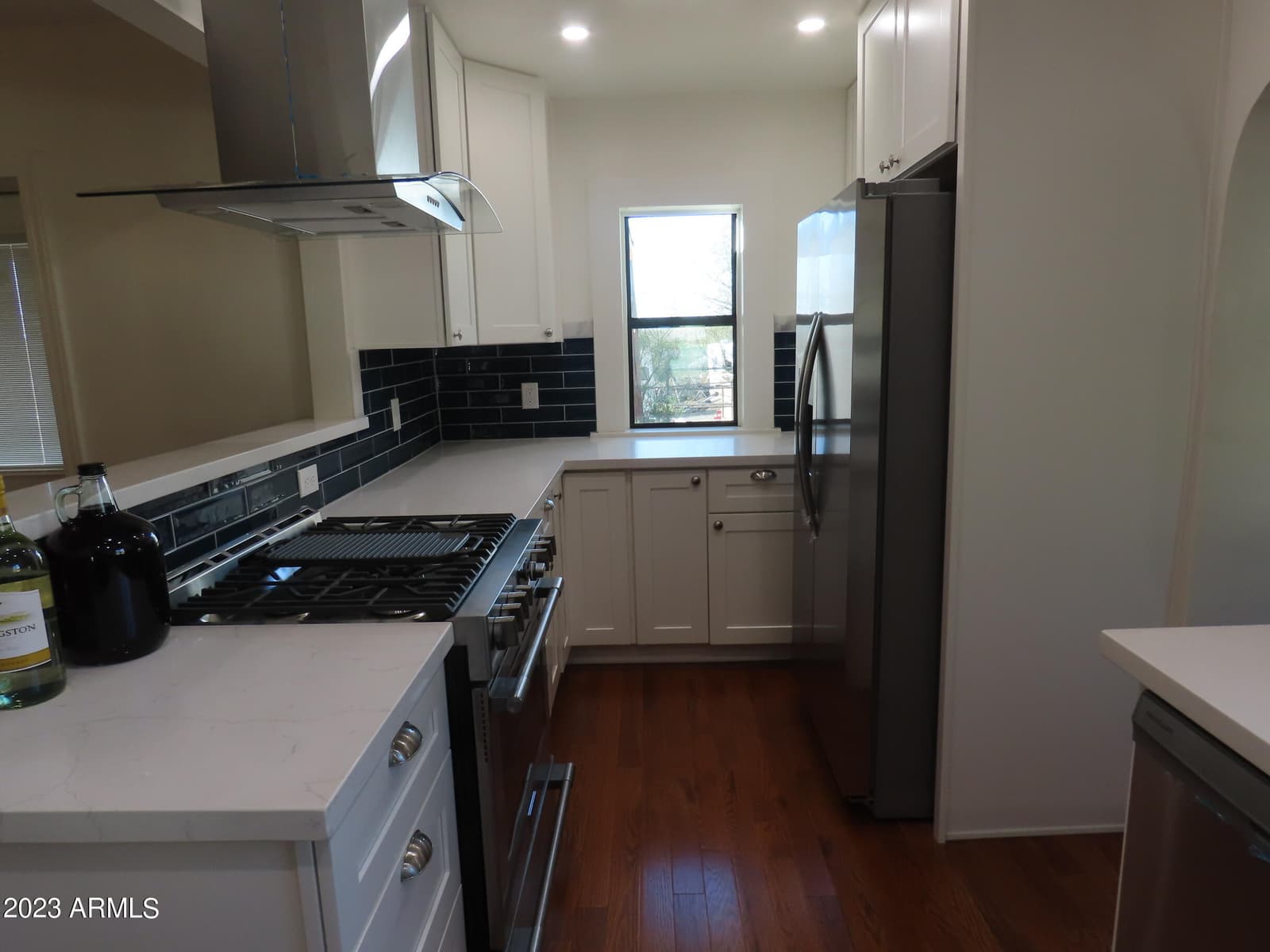 277 N Kellner Avenue, Superior, AZ 85173 — photo 10 of 23