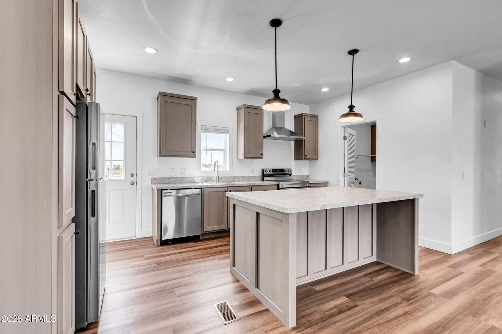 32034 N 167th Avenue, Surprise, AZ 85387 — photo 8 of 45