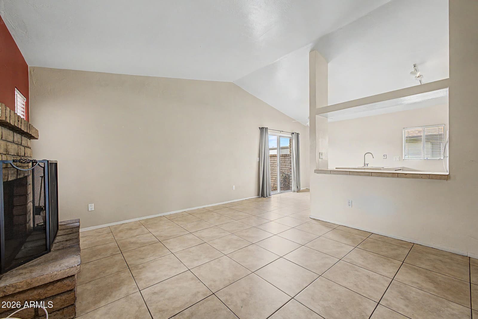 108 W Loma Vista Drive 102, Tempe, AZ 85282 — photo 6 of 26