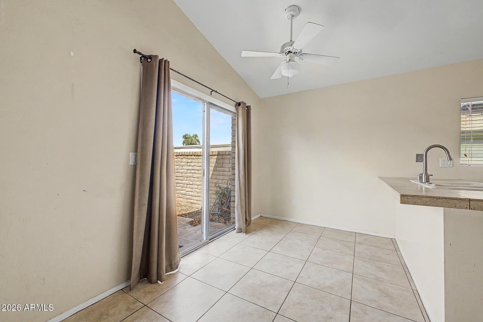 108 W Loma Vista Drive 102, Tempe, AZ 85282 — photo 7 of 26