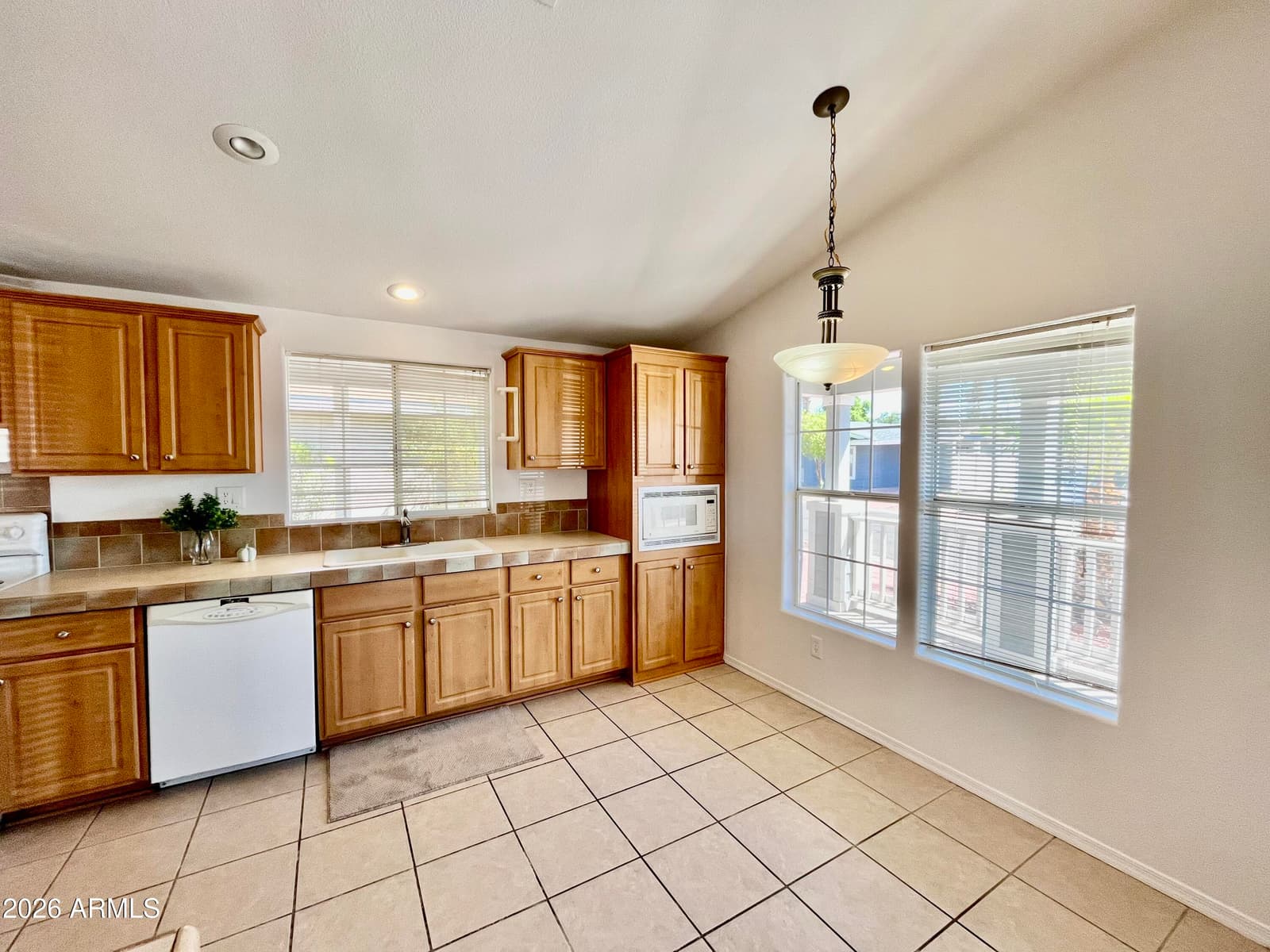 10960 N 67th Avenue 94, Glendale, AZ 85304 — photo 8 of 27
